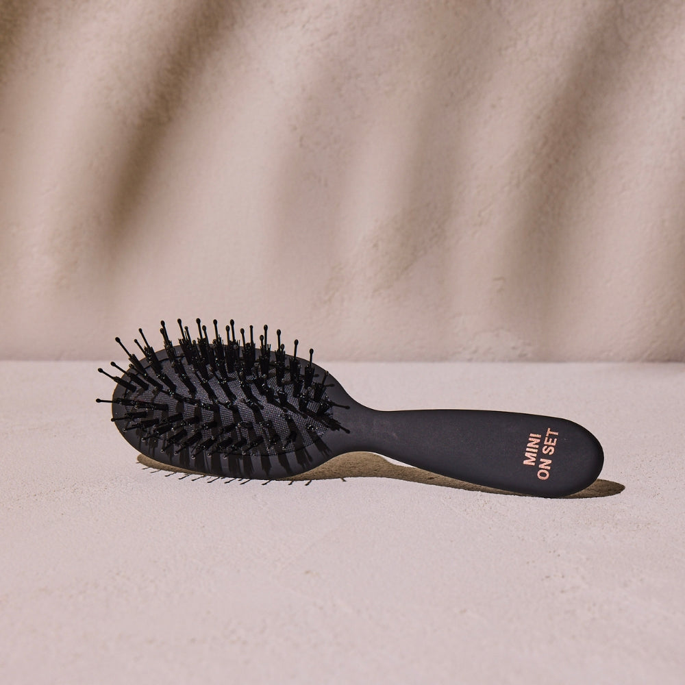 On Set Pro Brush